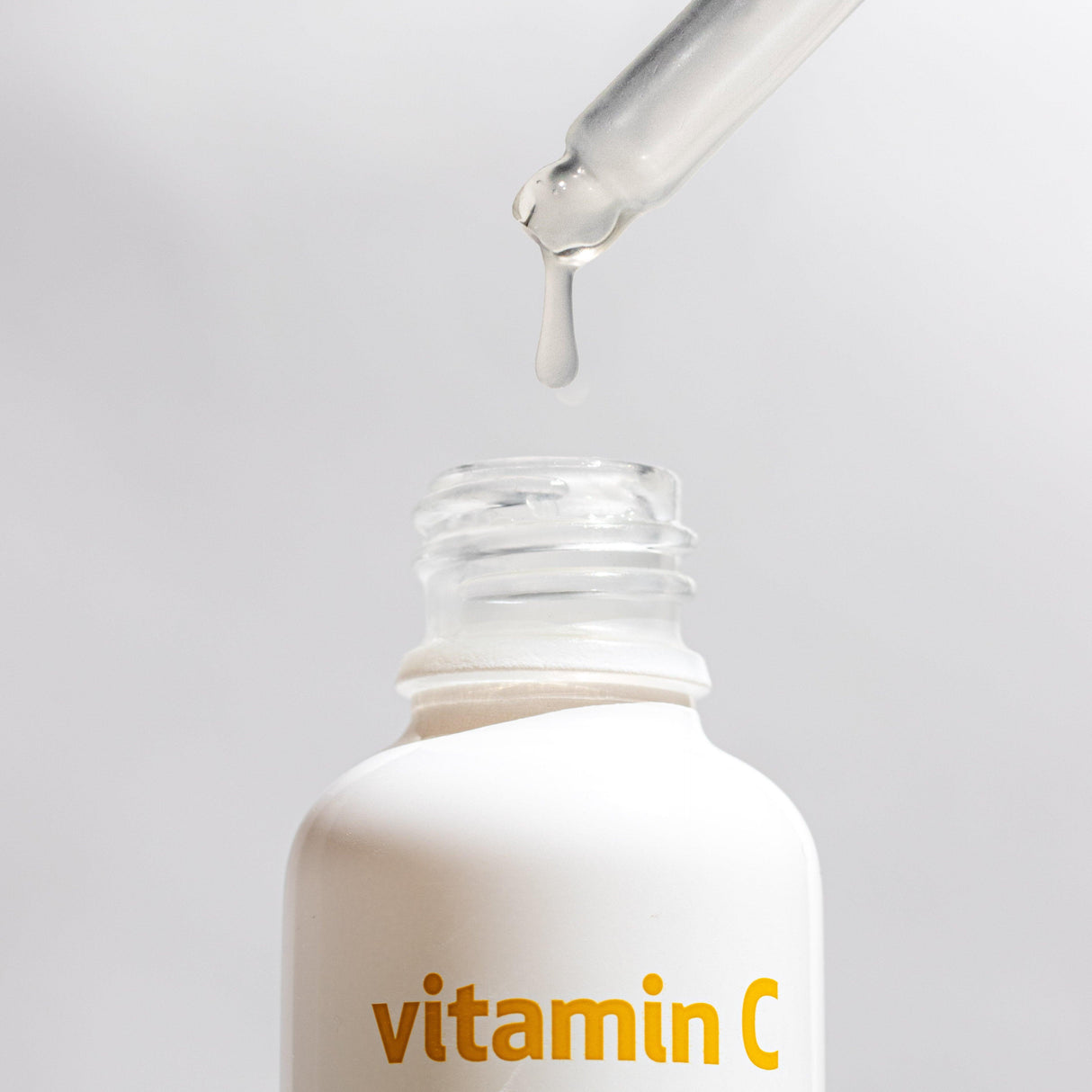 vitamin C brightening drops - Indeed laboratories
